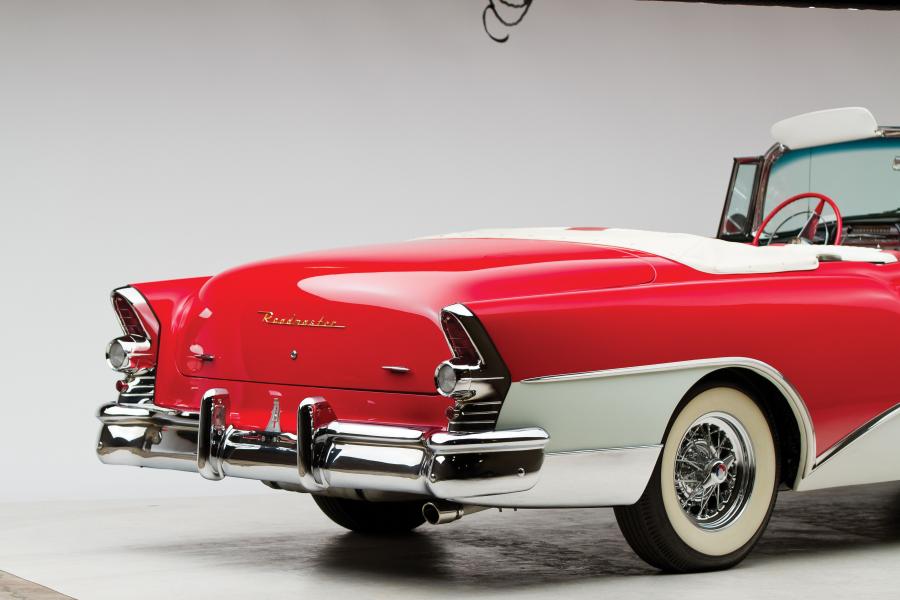  Buick Roadmaster Convertible 1955 года  (фото 12 из 29)